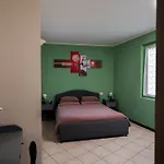 Garibaldi 26 Στρέσα